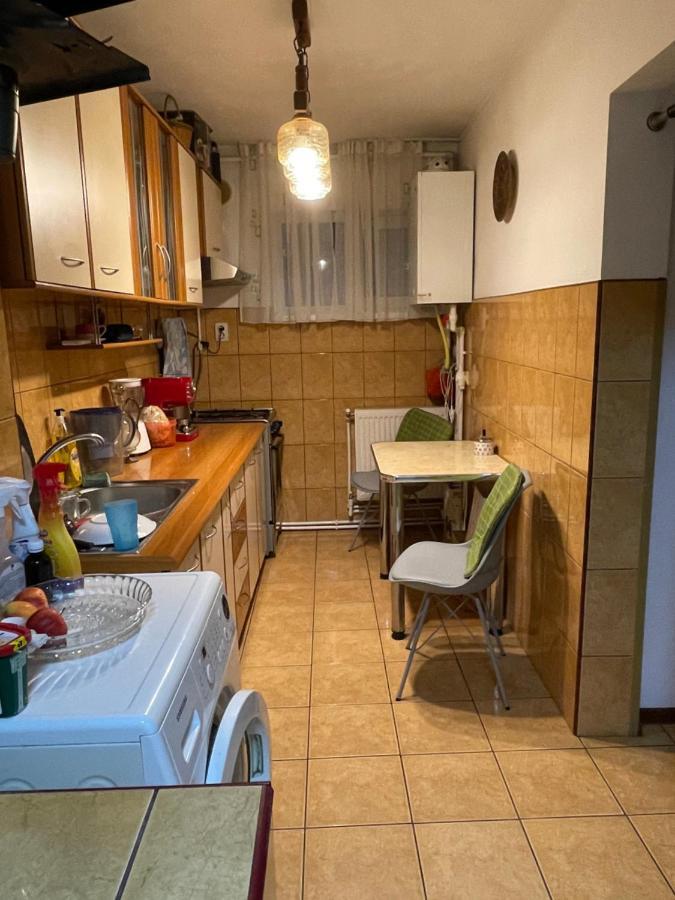 Apartament Atmosphere Apartment Petrosani Exterior photo